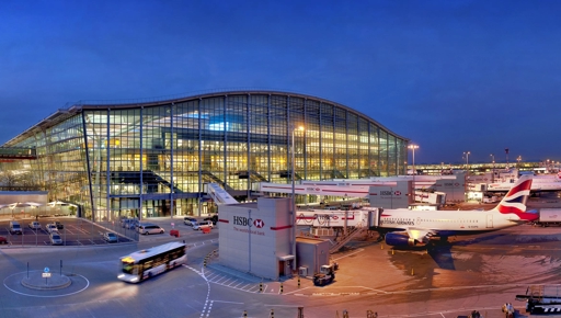 London Heathrow Airport - Photo 2
