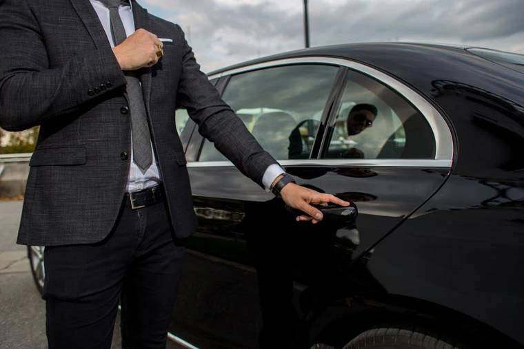 The Ultimate Luxury: Top Reasons to Choose a Chauffeur Service